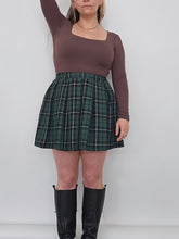 Load image into Gallery viewer, 90s pleated mini skirt