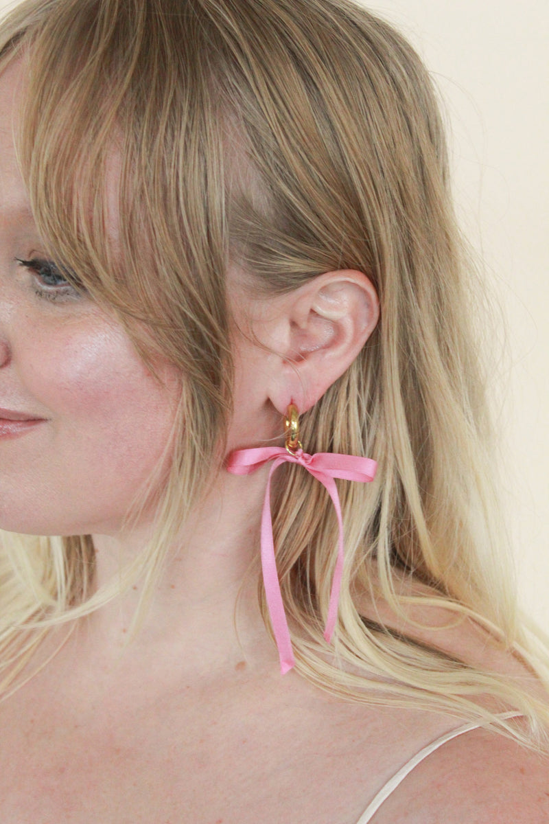 Load image into Gallery viewer, Short Silk Bow Earrings - Pink