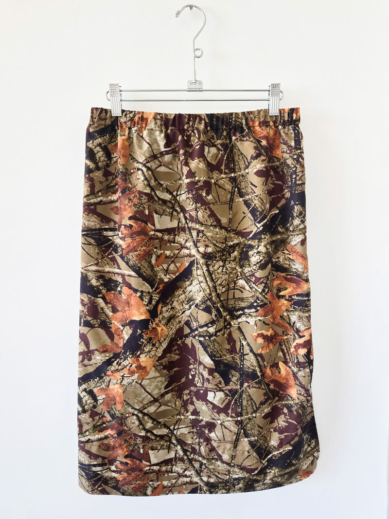 Load image into Gallery viewer, 1 of 1 army pillow skirt